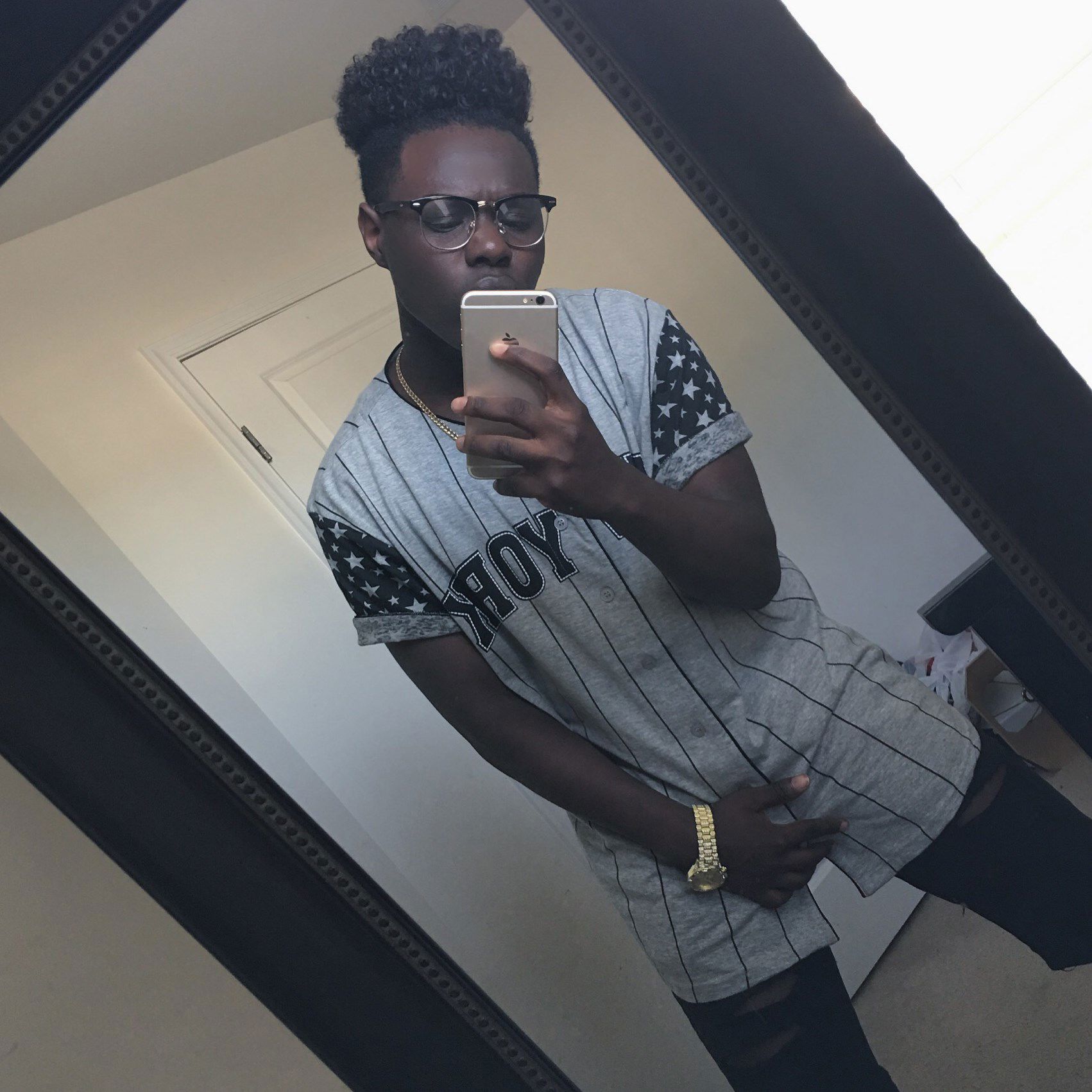 BandLab profile picture for @elegant