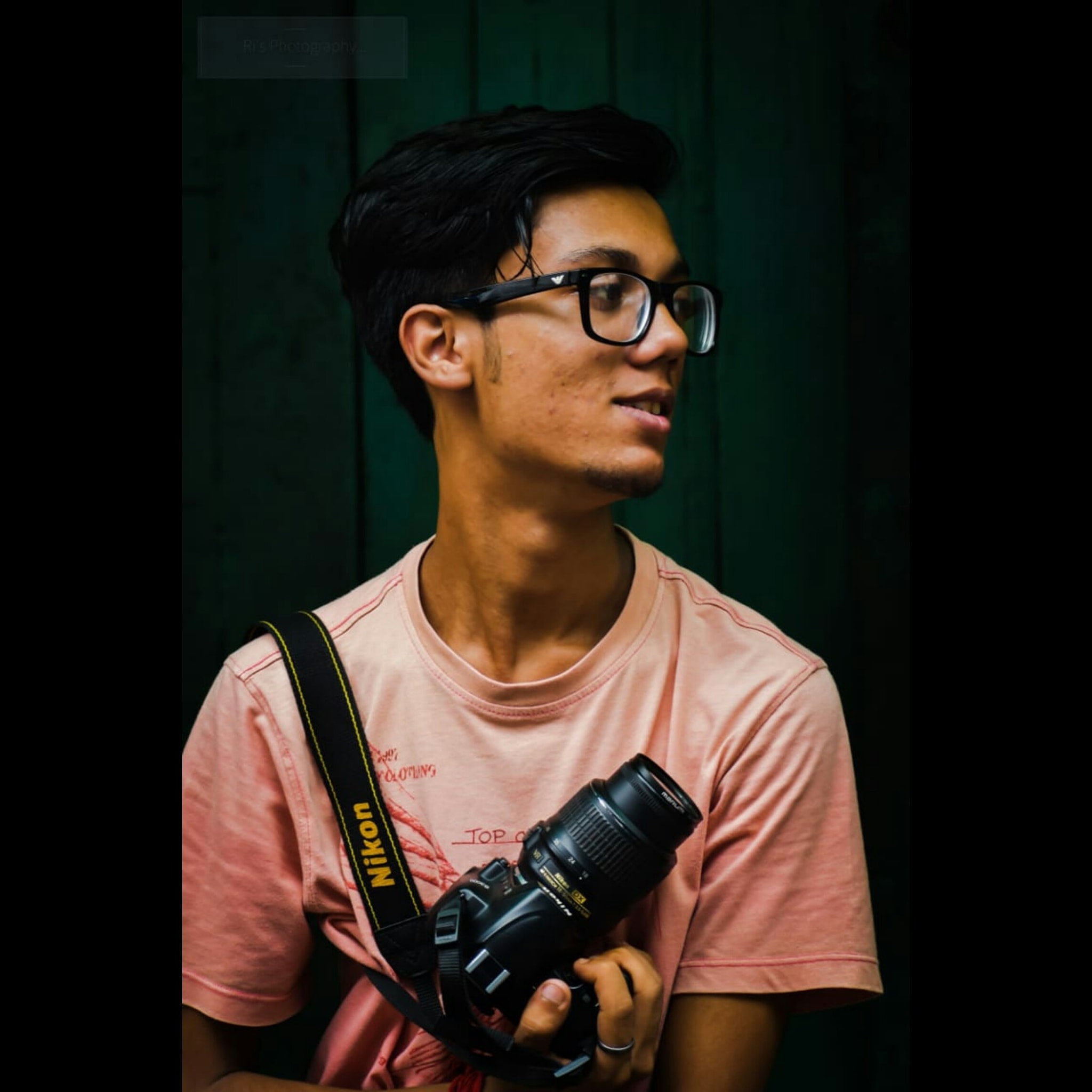 BandLab profile picture for @paparazzo